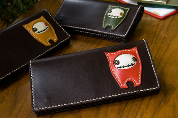 女性の方にも本格・レディース革製品の魅力を知っていただきたい